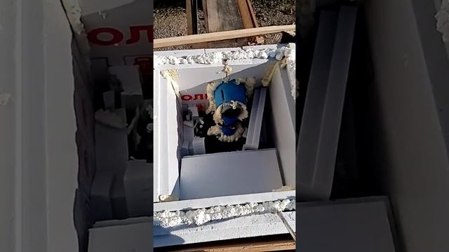 Утепление скважины снаружи, из-за высоких вод не вкапываемся на глубину. смотреть онлайн