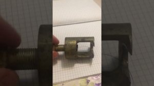 Лада Ларгус. Как снять. Задний поводок стеклоочистителя