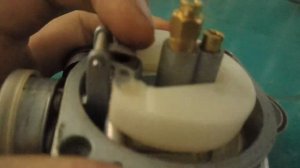 Что делать если капает бензин с карбюратора на китайском мопеде