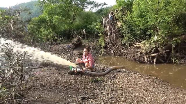 Top Fishing Videos: Survival Skill - Build Fish Traps Catch Big Fish - Survival Fishing