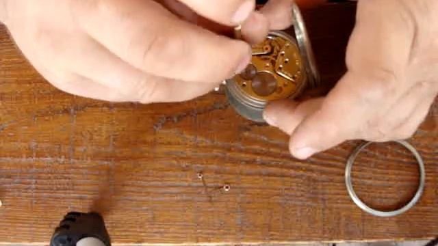 Разборка карманных часов Omega (часть1) смотреть онлайн