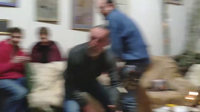Душевный вечер в галерее "Ракурс" 25 декабря. Ч.16 смотреть онлайн