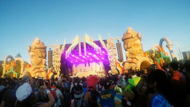 Fisher At Electric Forest plays ( pawsa - groovy cat ) ! ! смотреть онлайн