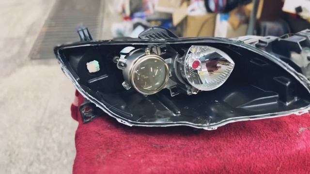 Замена штатных галогеновых линз на билед модули ILLUM GS20/установка ангельских глазок на Mazda 3 B смотреть онлайн
