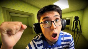 ПОБЕГ ОТ ЗАКУЛИСЬЕ но СЗАДИ КТО-ТО ЕСТЬ - Backrooms Anomaly