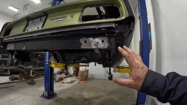 1971 Plymouth Cuda Restoration - Episode 10 - Trunk Pan Install Pt. 1 смотреть онлайн