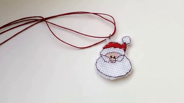 Кулончики на пластиковой канве смотреть онлайн