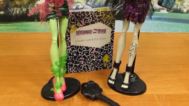 Monster High - Zombie Shake Rochelle Goyle and Venus McFlytrap Doll (2-Pack) - Mattel смотреть онлайн