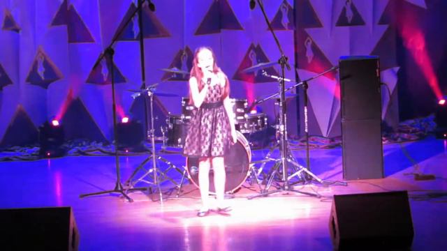 Martyna Liśkiewicz Piosenka o Kropkach Talenty Jedynki 2017 смотреть онлайн