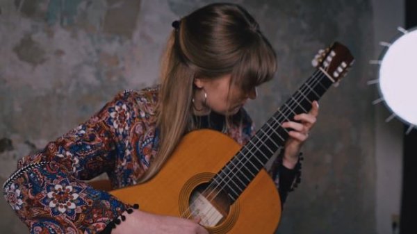 "Haydar Haydar" (Ali Ekber Çiçek/Arr. Carlo Domeniconi) performed by Julia Schüler