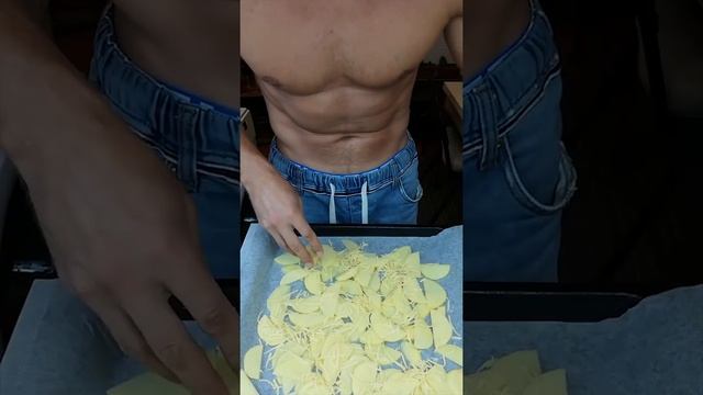 Как приготовить курицу с картошкой в духовке смотреть онлайн