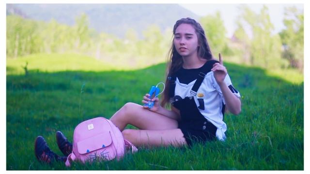 МИСТИКА в моей комнате. Моя история / СЛОМАЛА НОГУ? смотреть онлайн