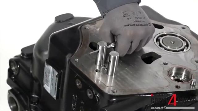 CARRARO TRANSMISSION TLB1-4WD UP TRANSMISSION ASSEMBLY LESSON / ОБУЧАЮЩИЙ УРОК СБОРКИ КПП КАРРАРО