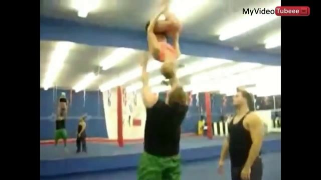 Самые Лучшие Трюки Мира HD _ Подборка #1.mp4 смотреть онлайн