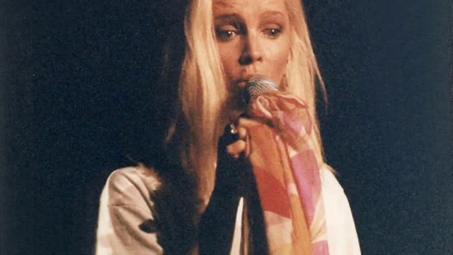 ✿ Patty Pravo - La Bambola ✿