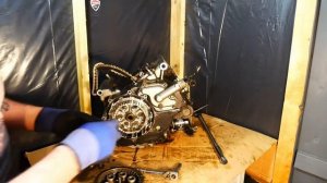 Suzuki SV650 Engine - How it works and full disassembly