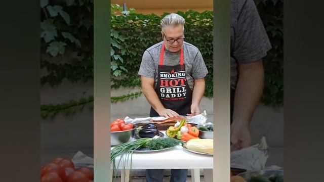 Свиные ребра на мангале. смотреть онлайн