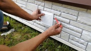 монтаж цокольных панелей Docke.