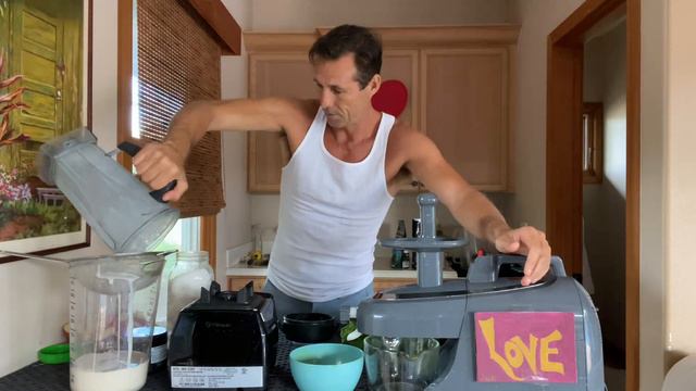 How To Make Gorilla Milk смотреть онлайн