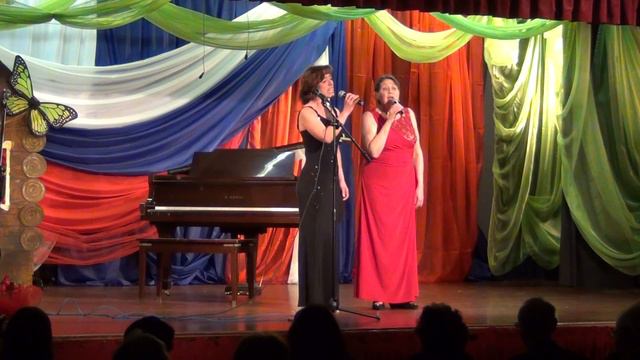 Елена Ильина и Елена Кравченко - Родина (C. Трофимов) смотреть онлайн