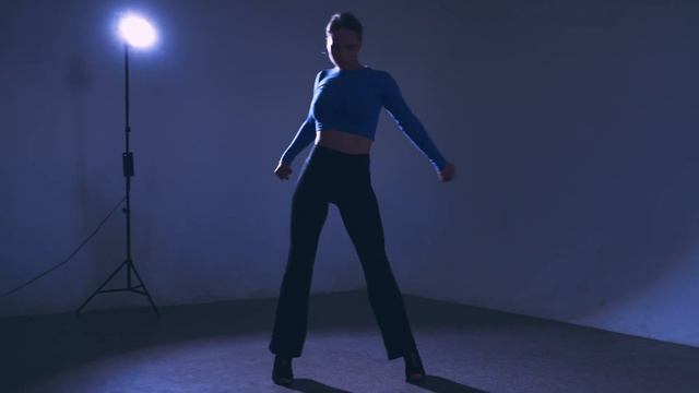 ПОТАНЦУЙ | HIGH HEELS | ЛИЗА КУЗНЕЦОВА | ДОМ ТАНЦА "ЭТАЖИ" смотреть онлайн