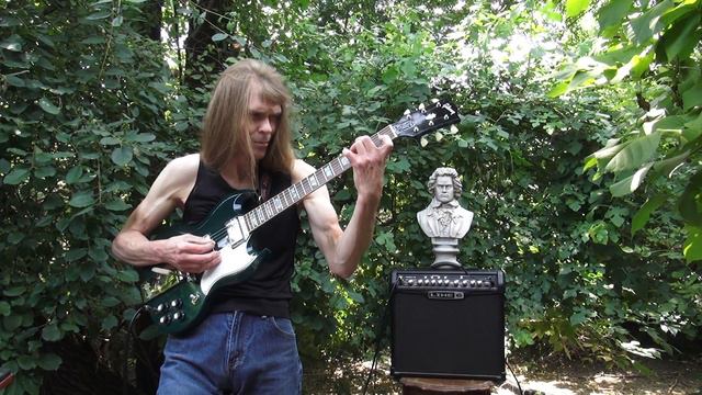 Moonlight Sonata Part 1 Beethoven performed by Von Skopick смотреть онлайн