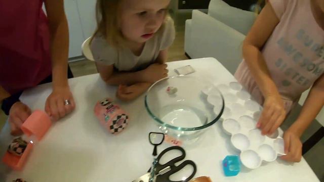 Wow, wow girls - распаковка Lol -!!! Что попадет Lol или питомец??? смотреть онлайн