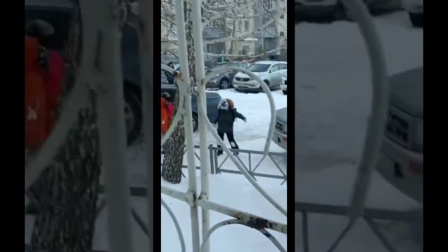 Поклонник девушки