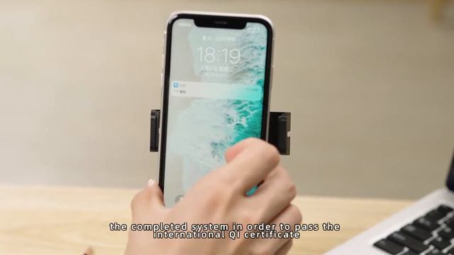 JOYROOM JR-ZS216 Three-axis Electric Wireless Charging Car Holder