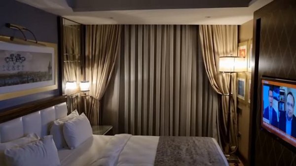 Radisson Blu Hotel, Istanbul Pera 5*...  Стандарт комната. 09.09.2021