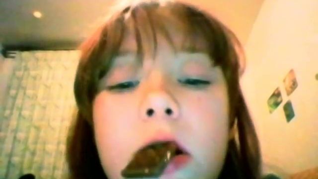 Я ем шоколад смотреть онлайн