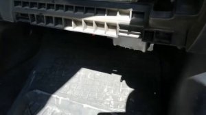 Замена моторчика печки Mitsubishi  Lancer 10