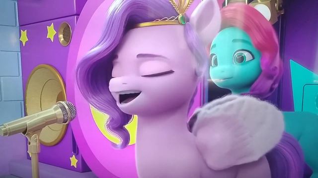 🎵Все песни🎵| Мой Маленький Пони: Зажги Свою Искорку Глава 1 смотреть онлайн