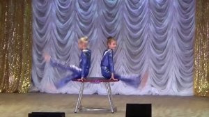 Цирковая студия "Романтики" ДК МАЗ Минск, дети - эквилибр Саша & Маша