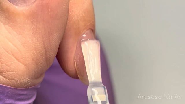 Наращивание ногтей самой себе. Мои фишки в аппаратном маникюре 🤫 смотреть онлайн
