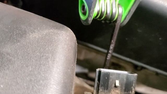 How to: Remove MAF sensor 2016 Chevrolet Cruze LT смотреть онлайн