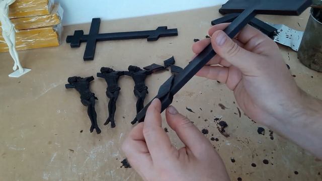 Как Сделать Скульптуру из Воска Подготовка к Литью в Бронзу Зачистка Восковой Скульптуры Крест смотреть онлайн