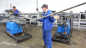 Гибка длинных труб из нержавейки диаметром 48х3 мм длина 6 метров. Трубогиб дорновый чпу MASTER