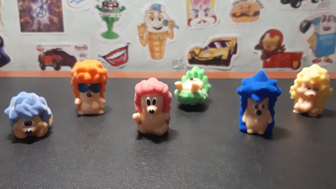 БАРХАТНЫЕ ЁЖИКИ из Киндер-Сюрпризов / Обзор европейской коллекции 2015 года! смотреть онлайн