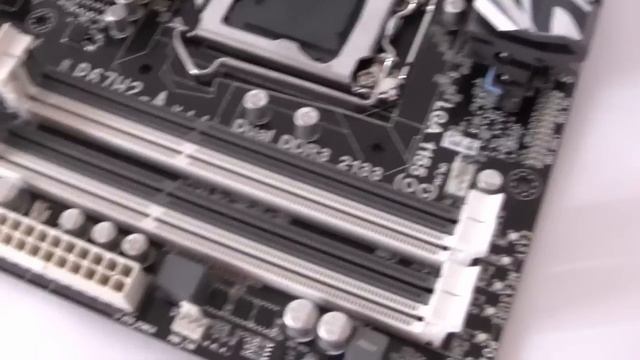 EXCLUSIVE Intel P67 Chipset Sandy Bridge Preview (ECS P67H2-A Black Extreme) смотреть онлайн