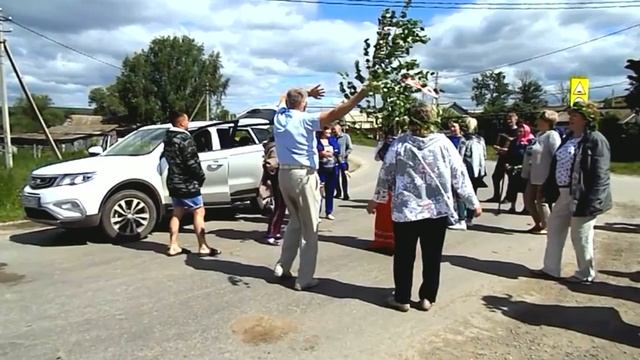 Троица в Карабикулово «Проводы берёзки». смотреть онлайн