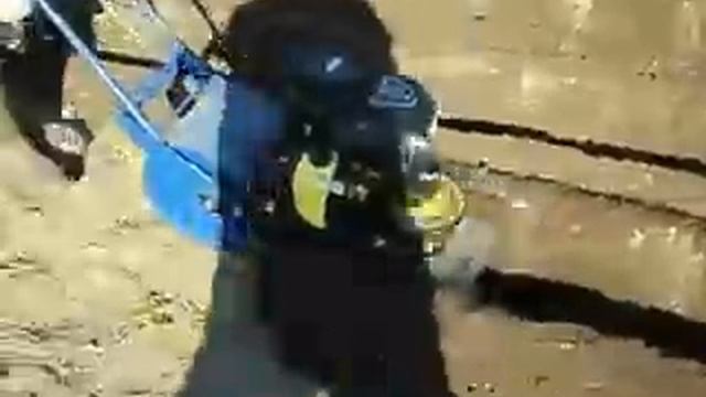 Окучивание и поделка борозд Мотокультиватором ЛопЛош смотреть онлайн