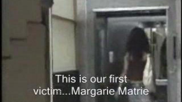 Жестокий стеб над девушкой