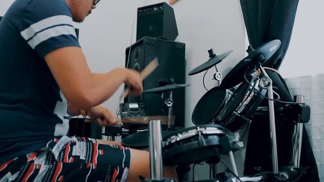 Shadow of the Day - Linkin Park Drum Cover on Alesis Surge Mesh Kit смотреть онлайн