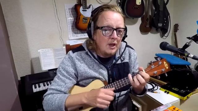 She's Got A Way - Billy Joel - Ukulele Cover 2021 08 08 смотреть онлайн