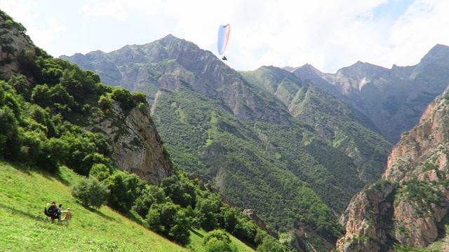 Боев Роман, 13 лет. Первый полет в Чегеме. смотреть онлайн