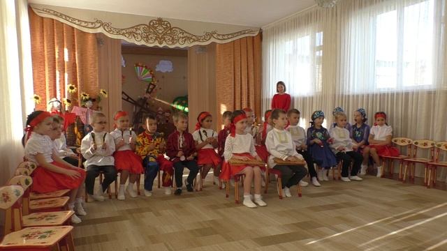 Музыкальный оркестр (группа РОМАШКА).avi смотреть онлайн