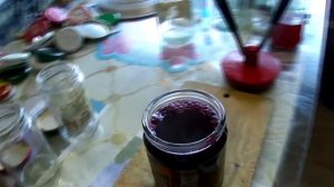 Витаминный и очень полезный сок из черной смородины!