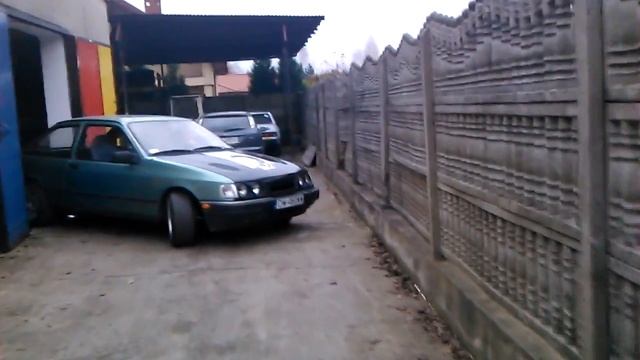 Ford Sierra mk2 ST170 trying to move on смотреть онлайн