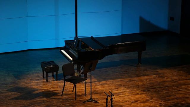 Bennett Van Horn Senior Recital смотреть онлайн